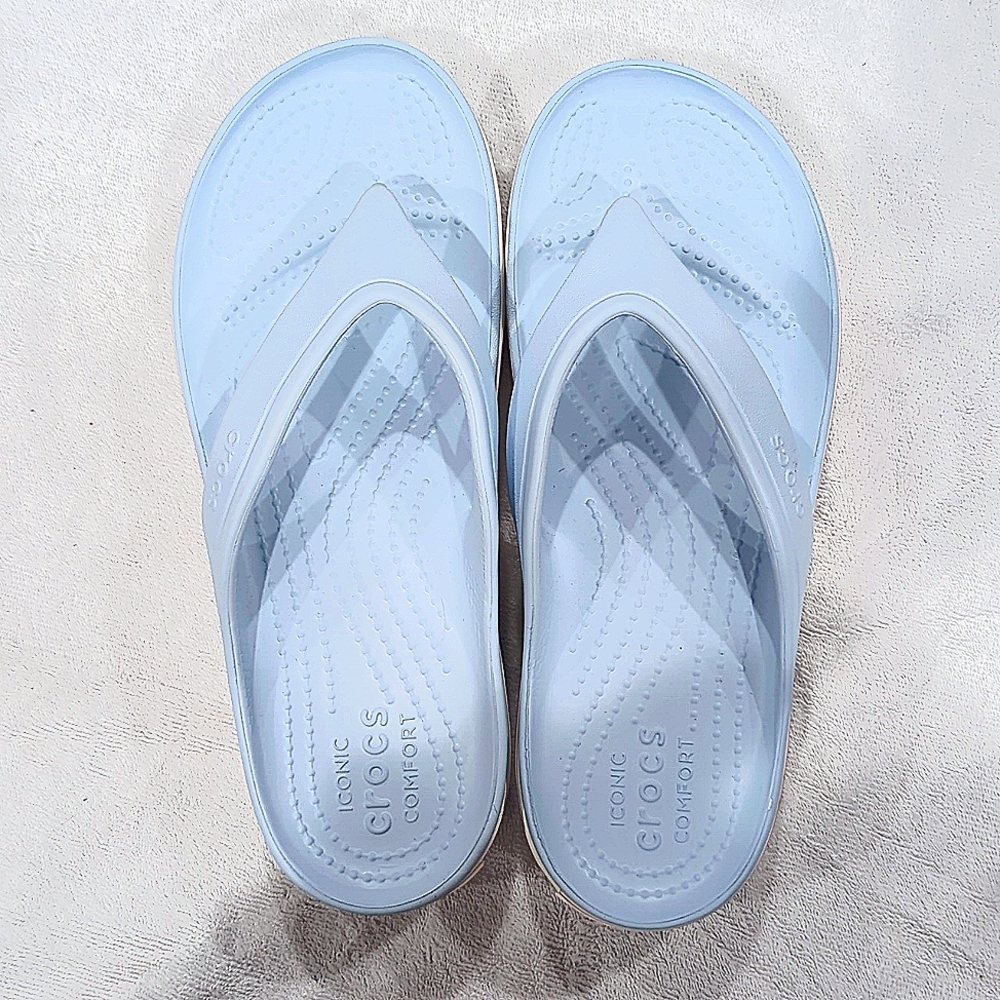 Crocs thong sandals, Women's size 8